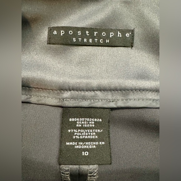 NWOT Apostrophe Gray Pleated Front Stretch Skirt. Size 10. Thick satin look. - Picture 5 of 5